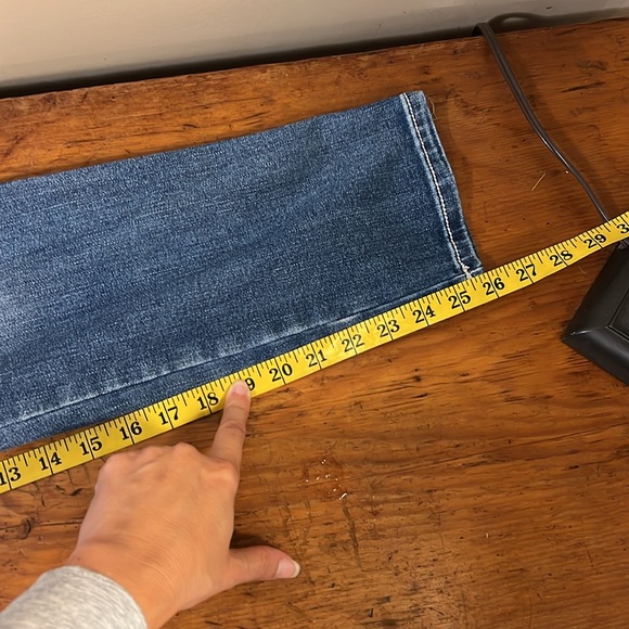 EUC JAG Jeans cropped distressed jeggings.  High Rise Skinny  Size 10 - Picture 7 of 7